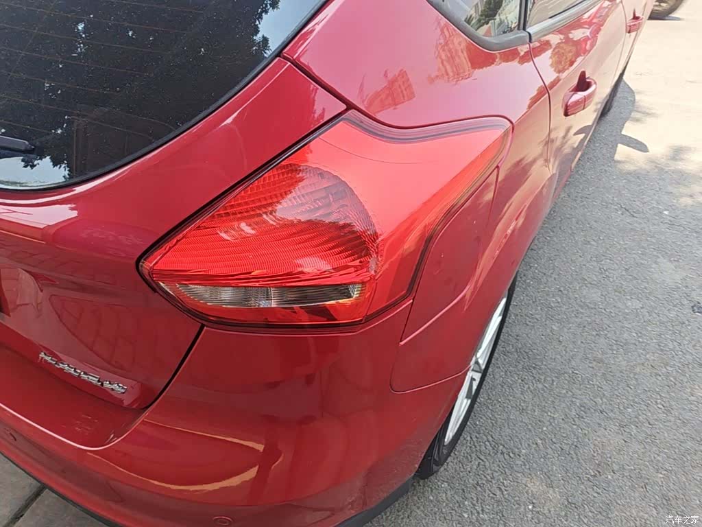 Ford Focus, 2016 8