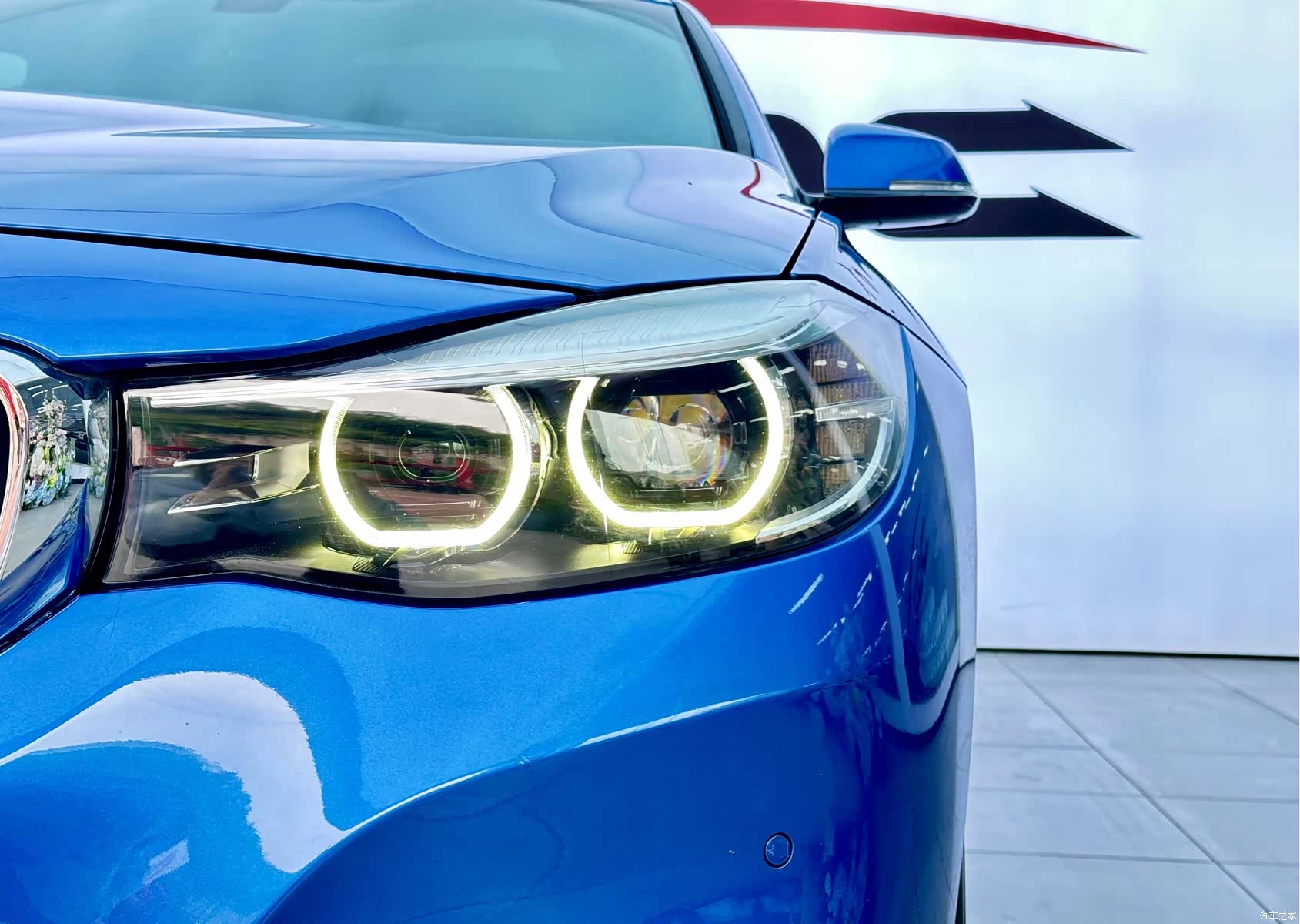 BMW 3 Series, 2018 все фото