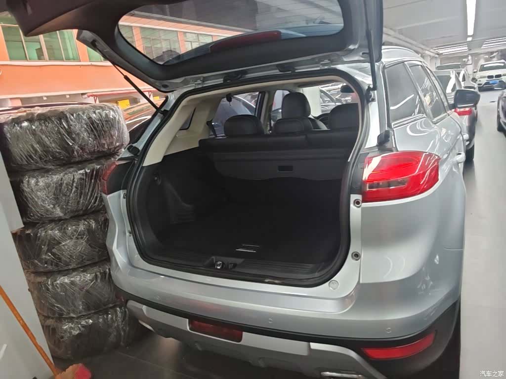 Geely Boyue, 2017 19