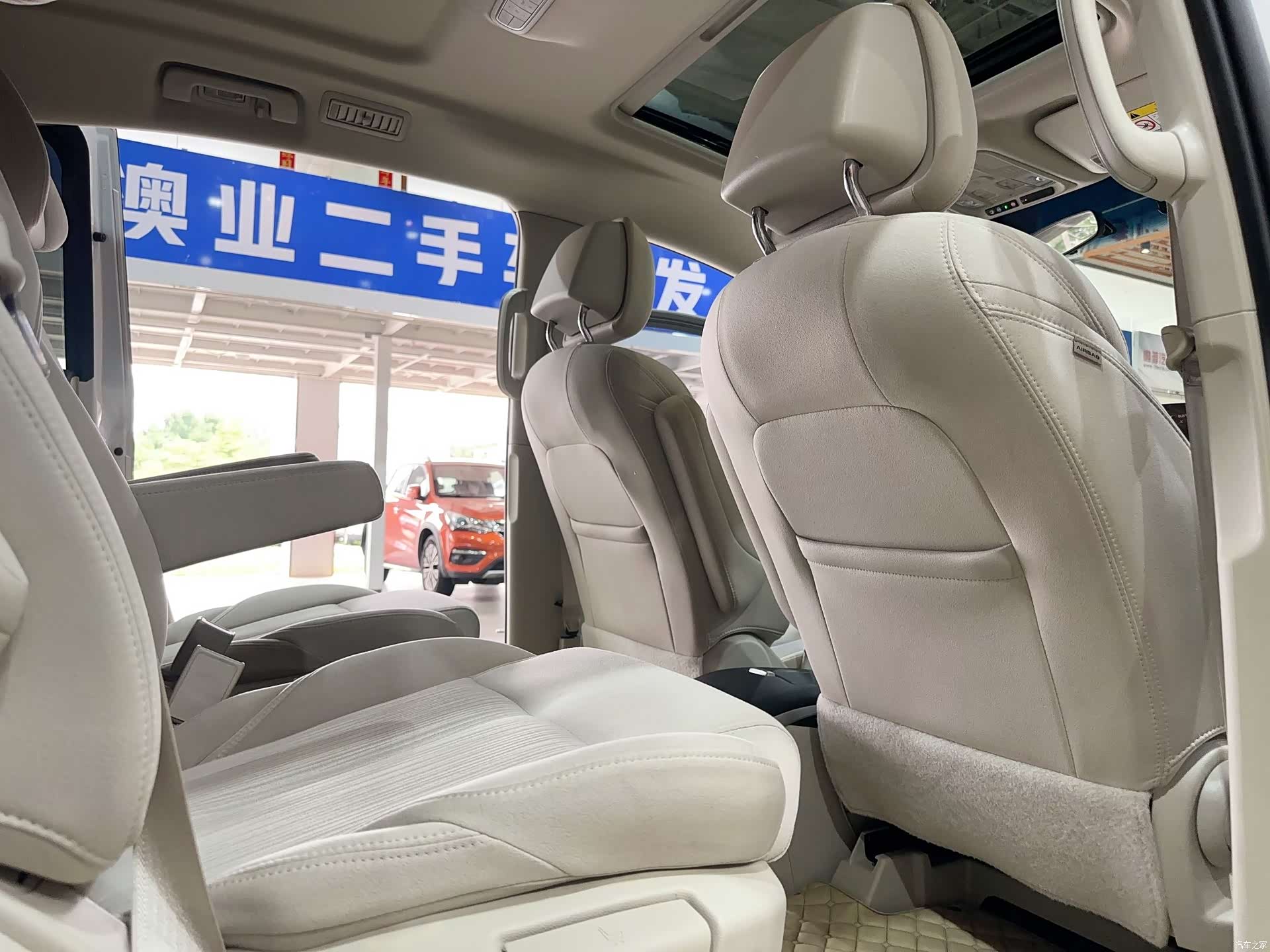 Buick GL8, 2021 6