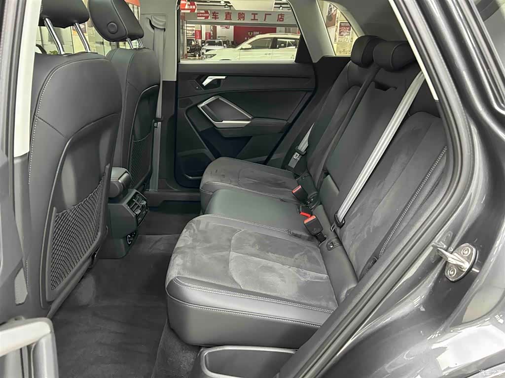 Audi Q3, 2022 14