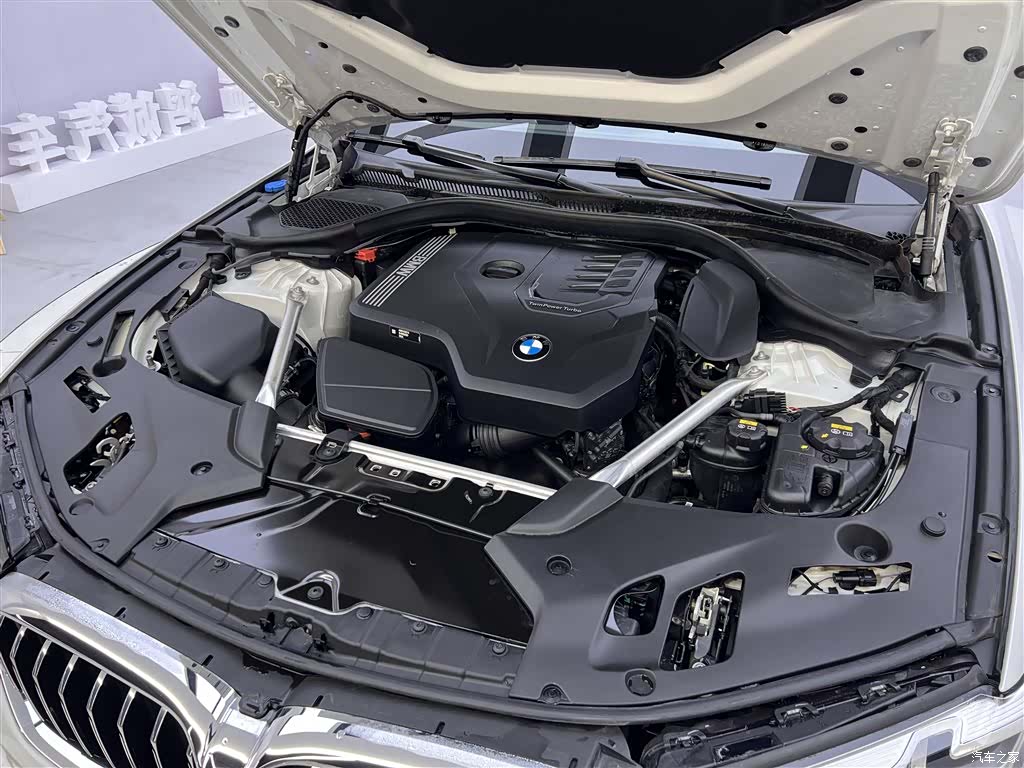 BMW 5 Series, 2022 12