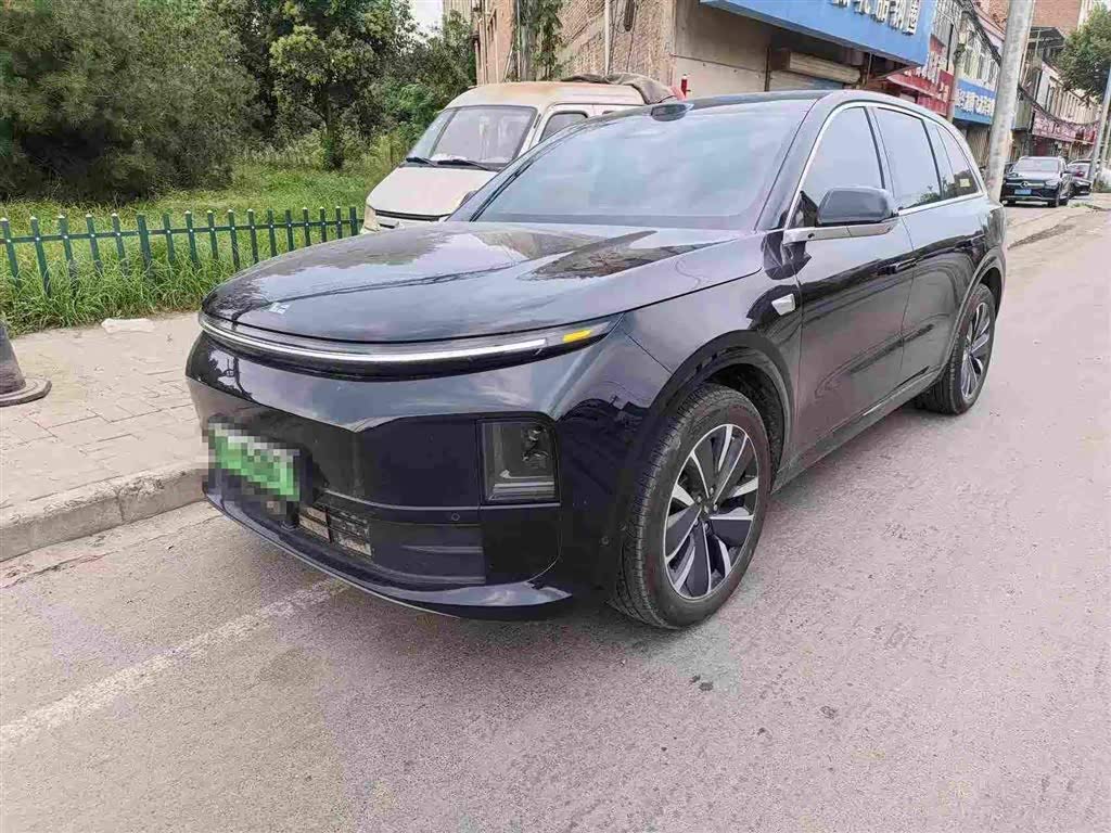 Li Auto L6