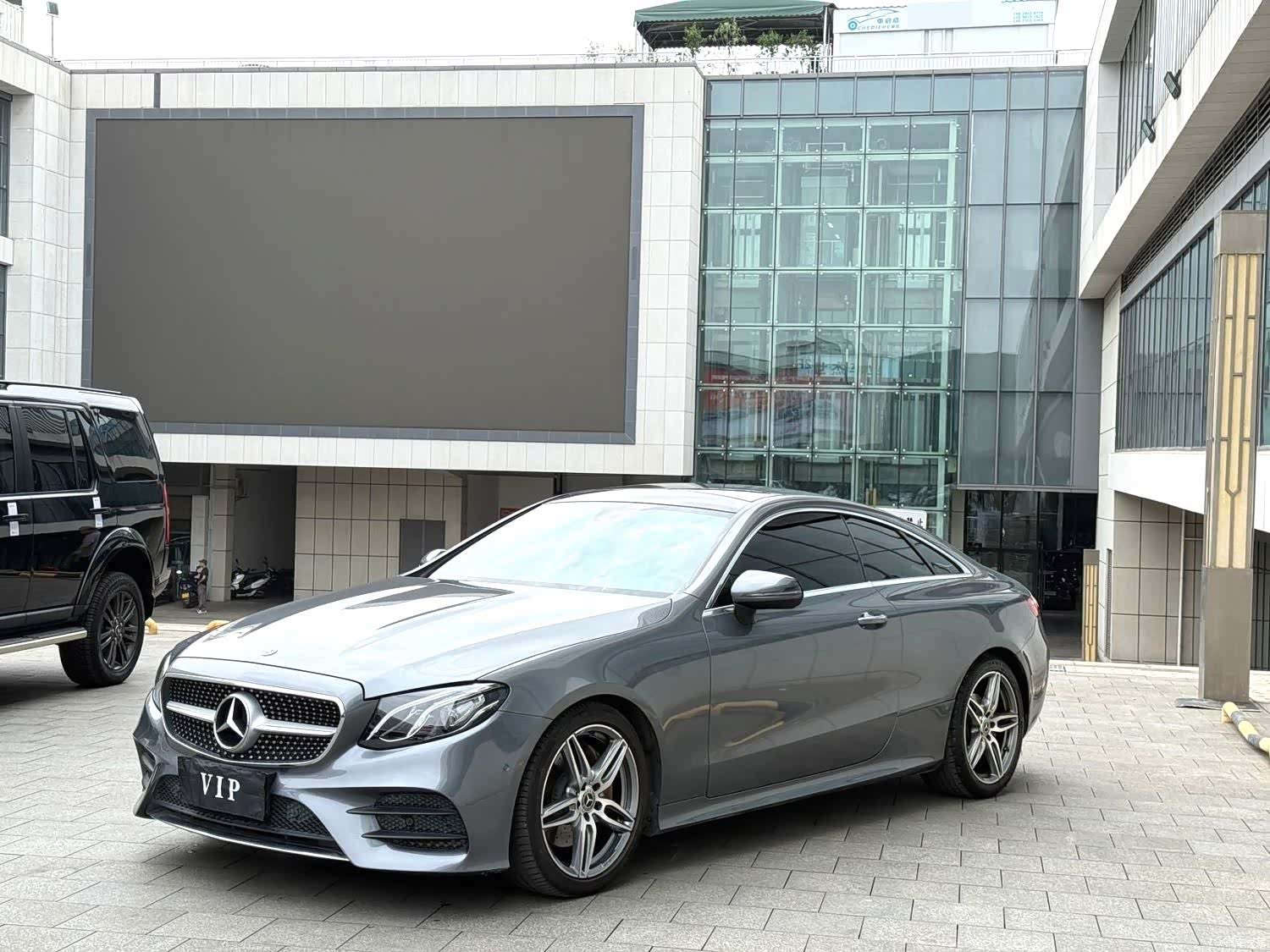 Mercedes-Benz E-Class, 2020 1