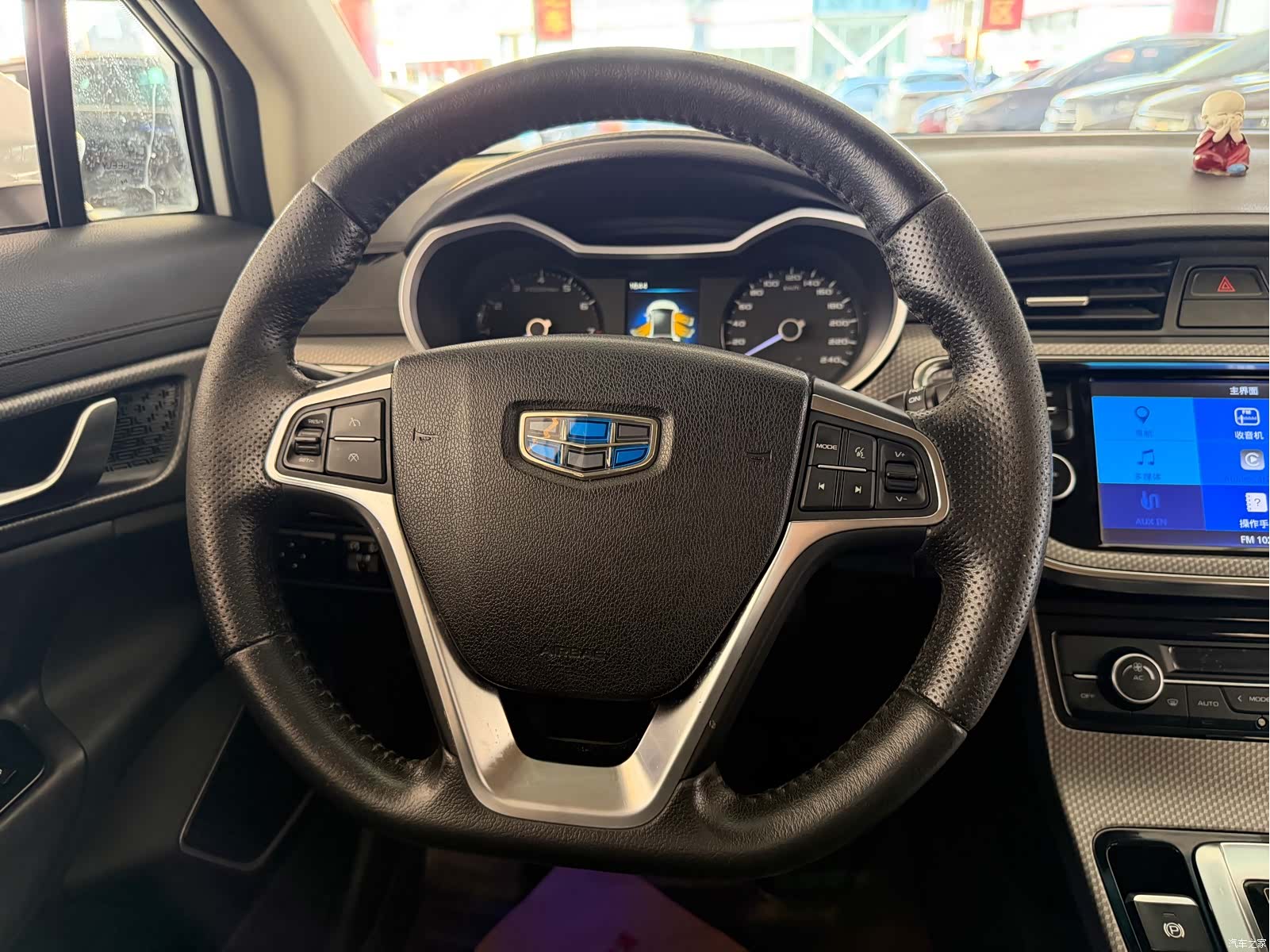 Geely Emgrand, 2017 24