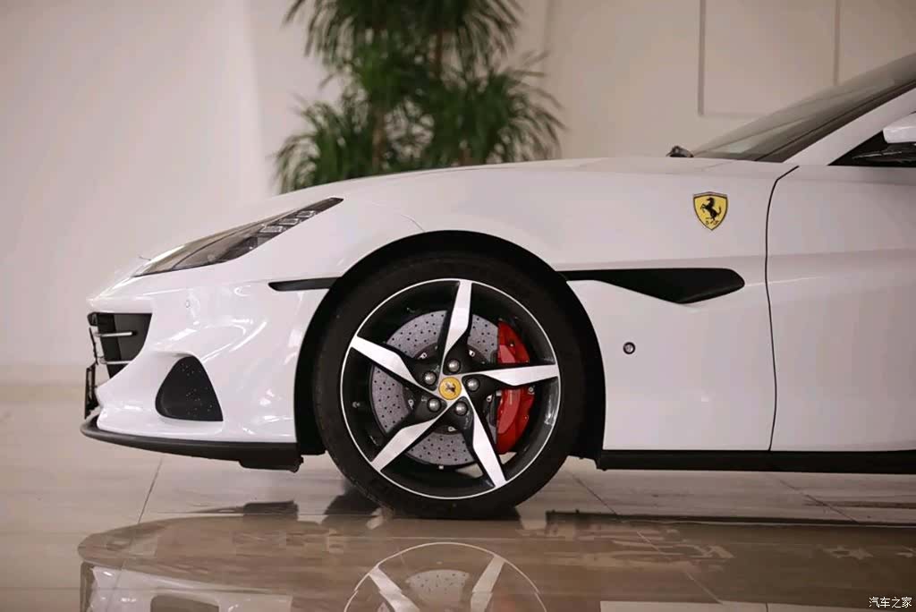 Ferrari Portofino, 2022 4