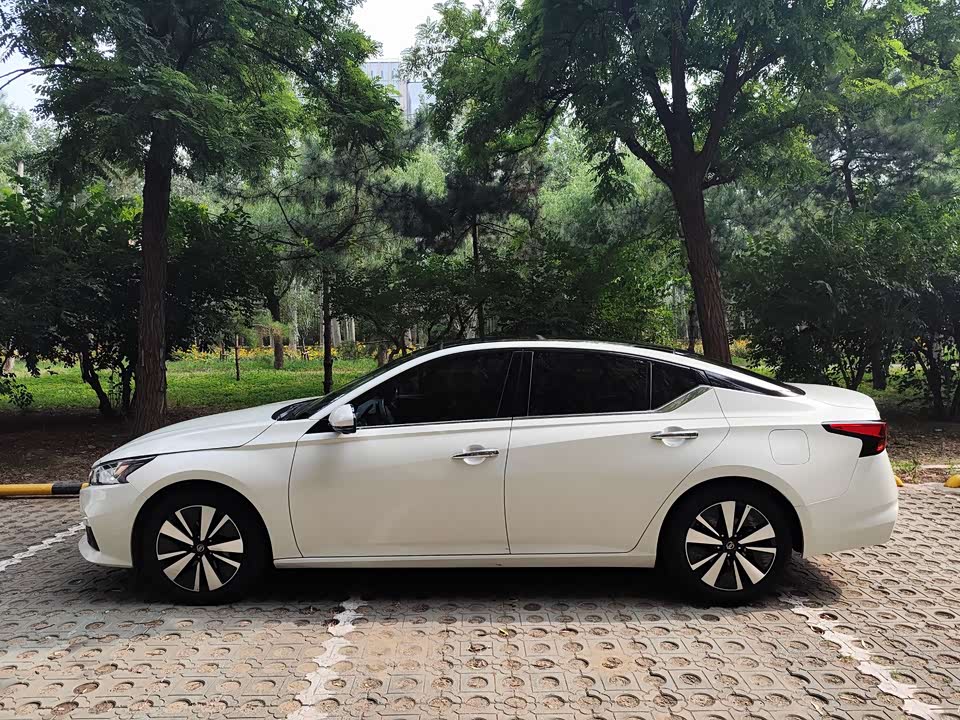 Nissan Teana Nissan Teana