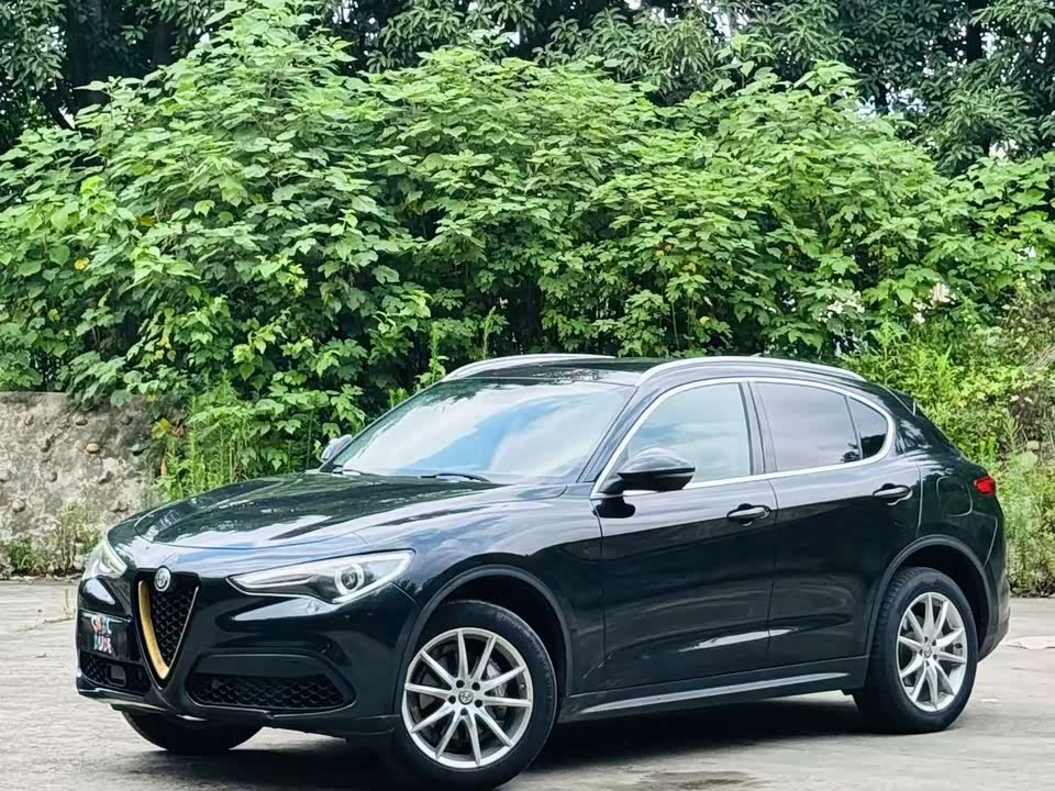 Alfa Romeo Stelvio Alfa Romeo Stelvio