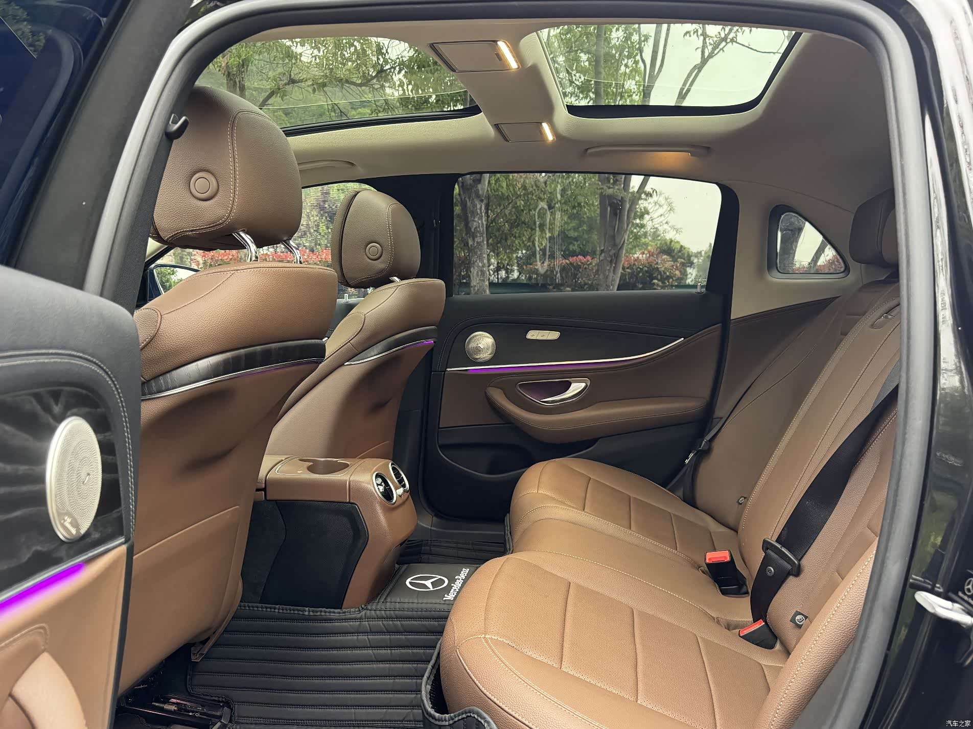 Mercedes-Benz E-Class, 2020 9