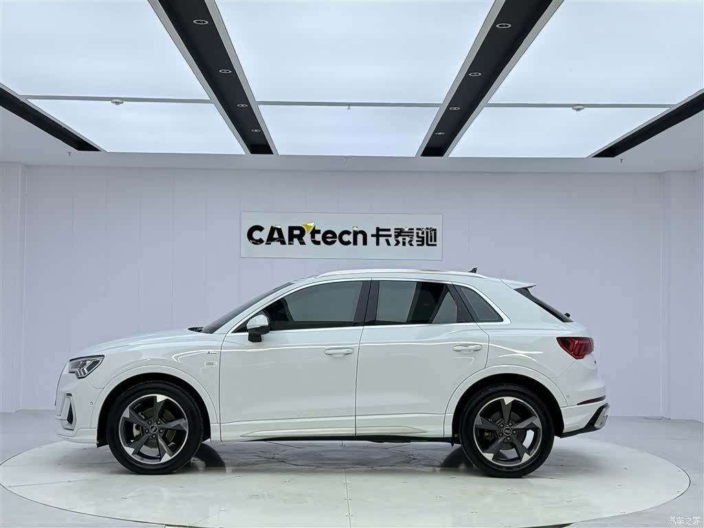 Audi Q3, 2023 8
