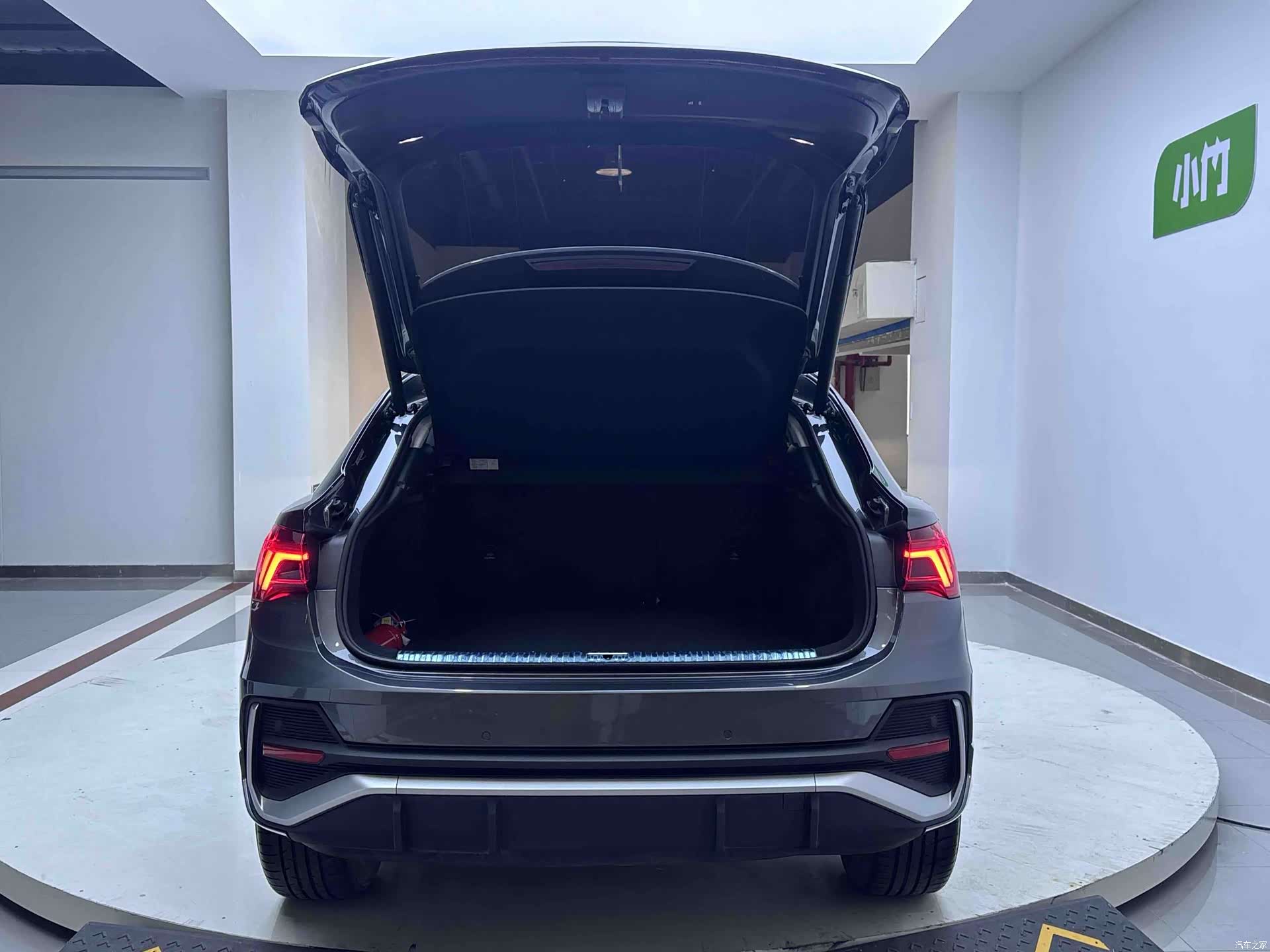 Audi Q3, 2021 16
