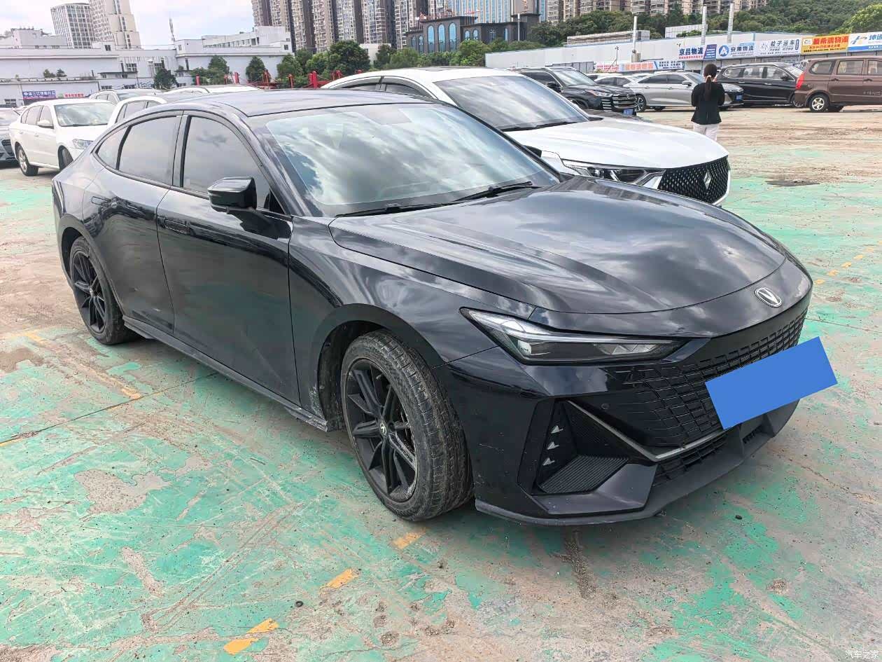 Changan UNI-V, 2022 3