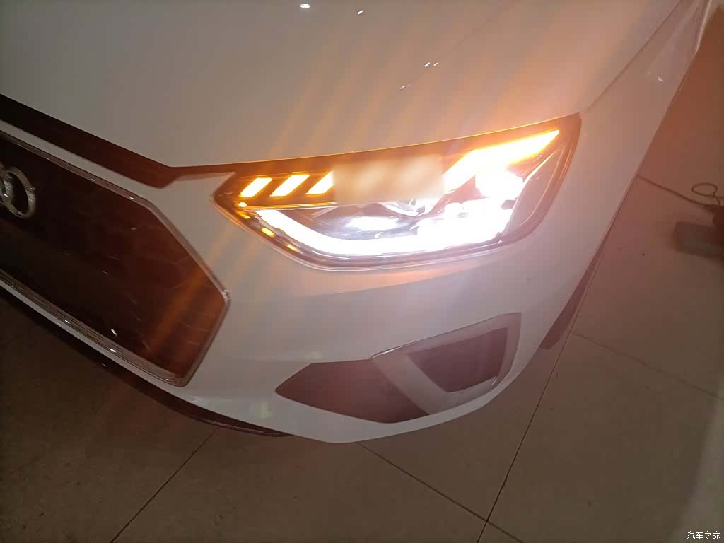 Audi A4L, 2020 18