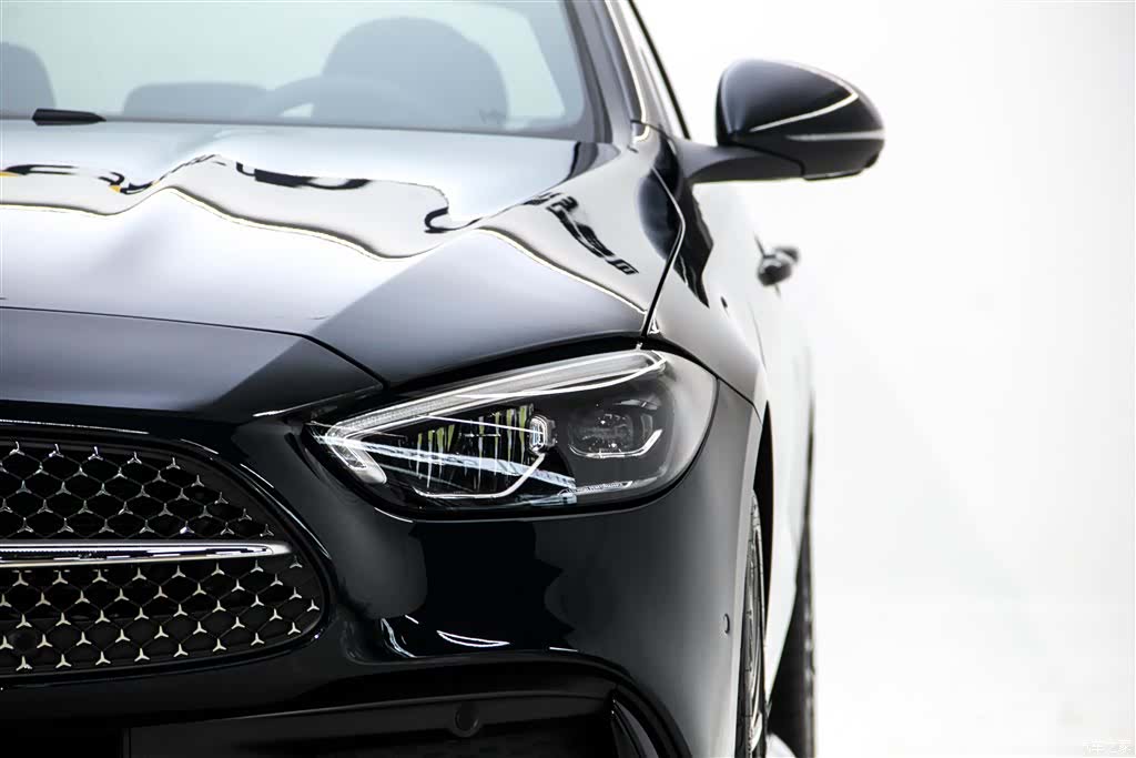Mercedes-Benz C-Class, 2025 9