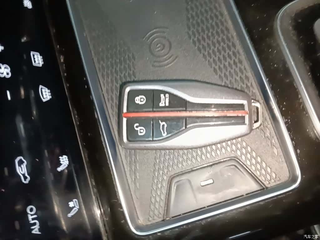 Hongqi HS7, 2022 9