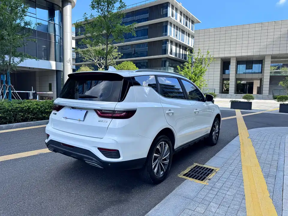 Geely Vision X6