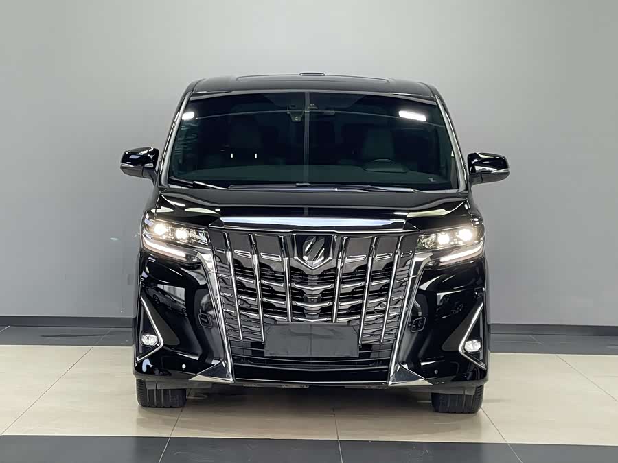 Toyota Alphard 2020, фото 2