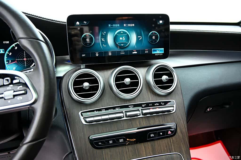 Mercedes-Benz GLC, 2021 16