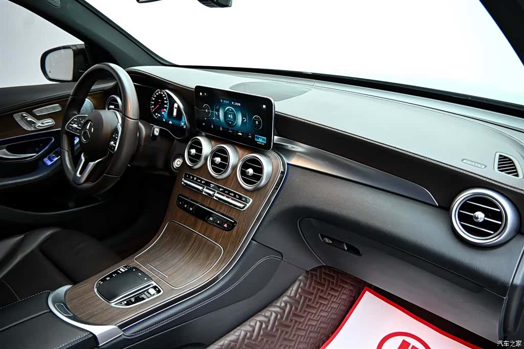 Mercedes-Benz GLC, 2021 15