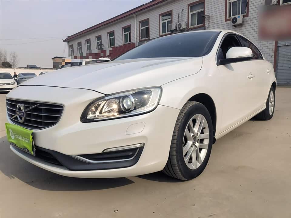 Volvo S60