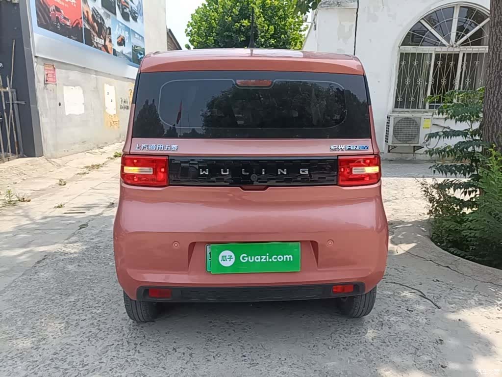 Wuling MINIEV, 2020 6