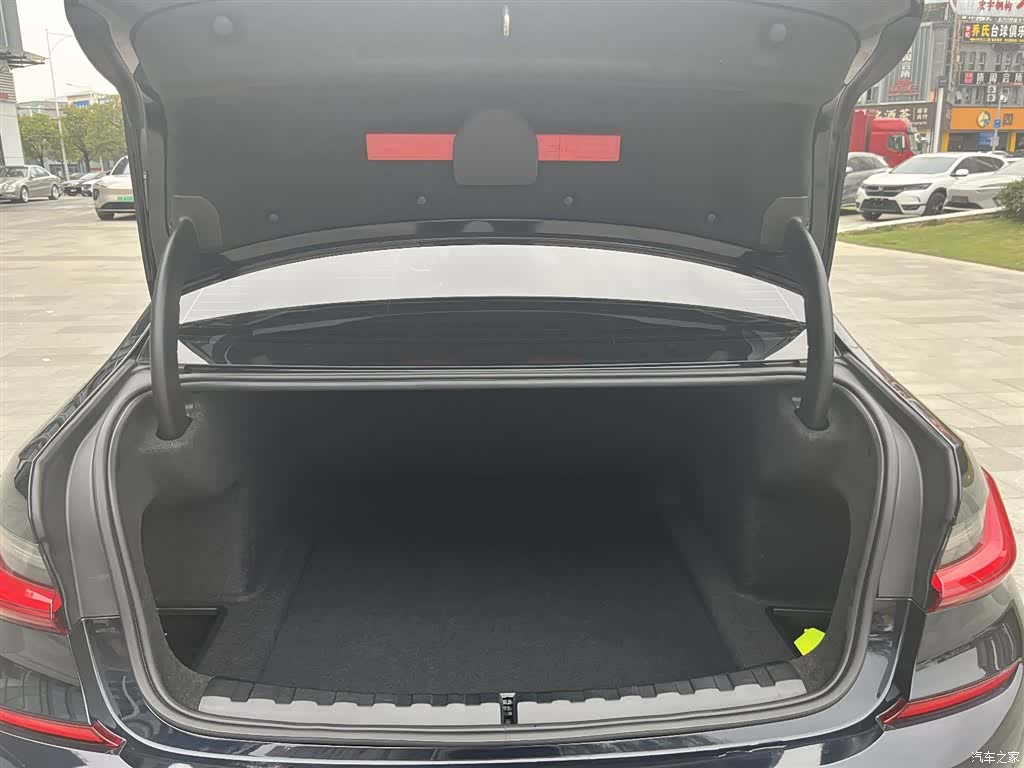 BMW 3 Series, 2021 31