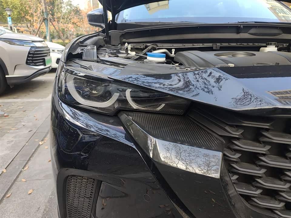 Mazda CX-50 line also