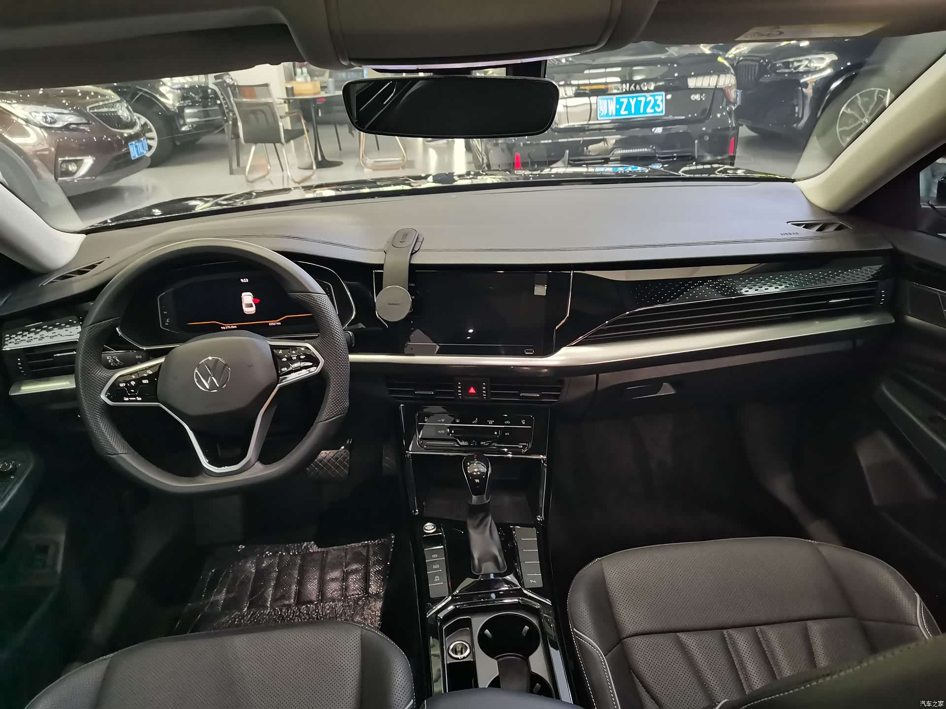 Volkswagen Passat, 2024 6