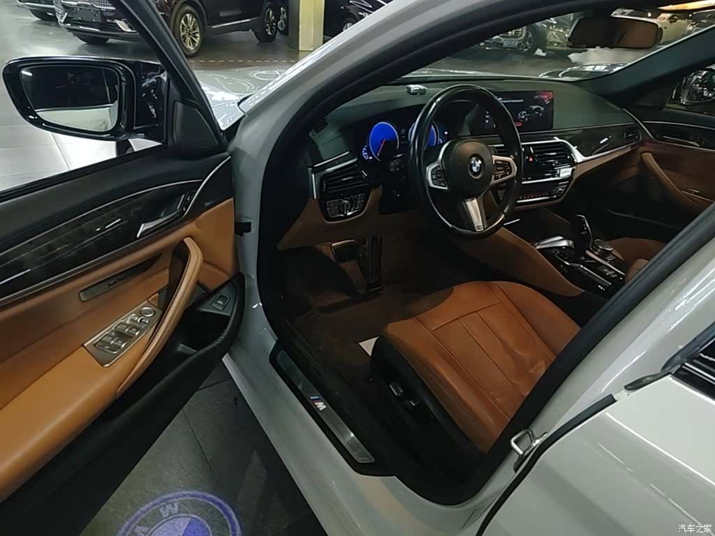 BMW 5 Series, 2018 16