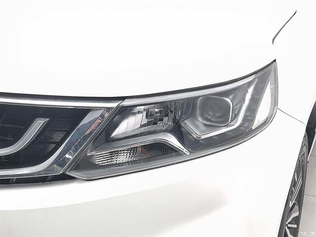 Geely X6, 2017 7