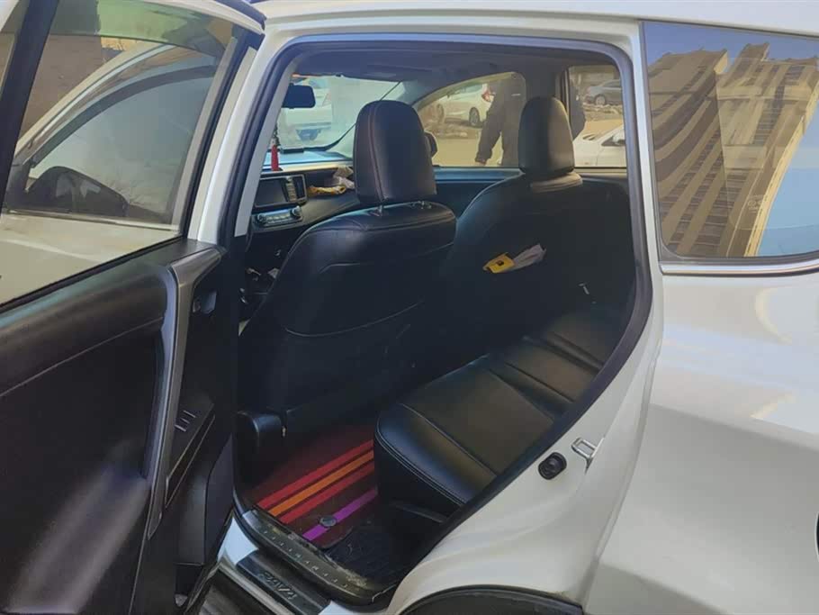 Toyota RAV4 Rongfang