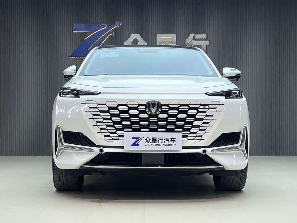 Changan UNI-K Smart iDD