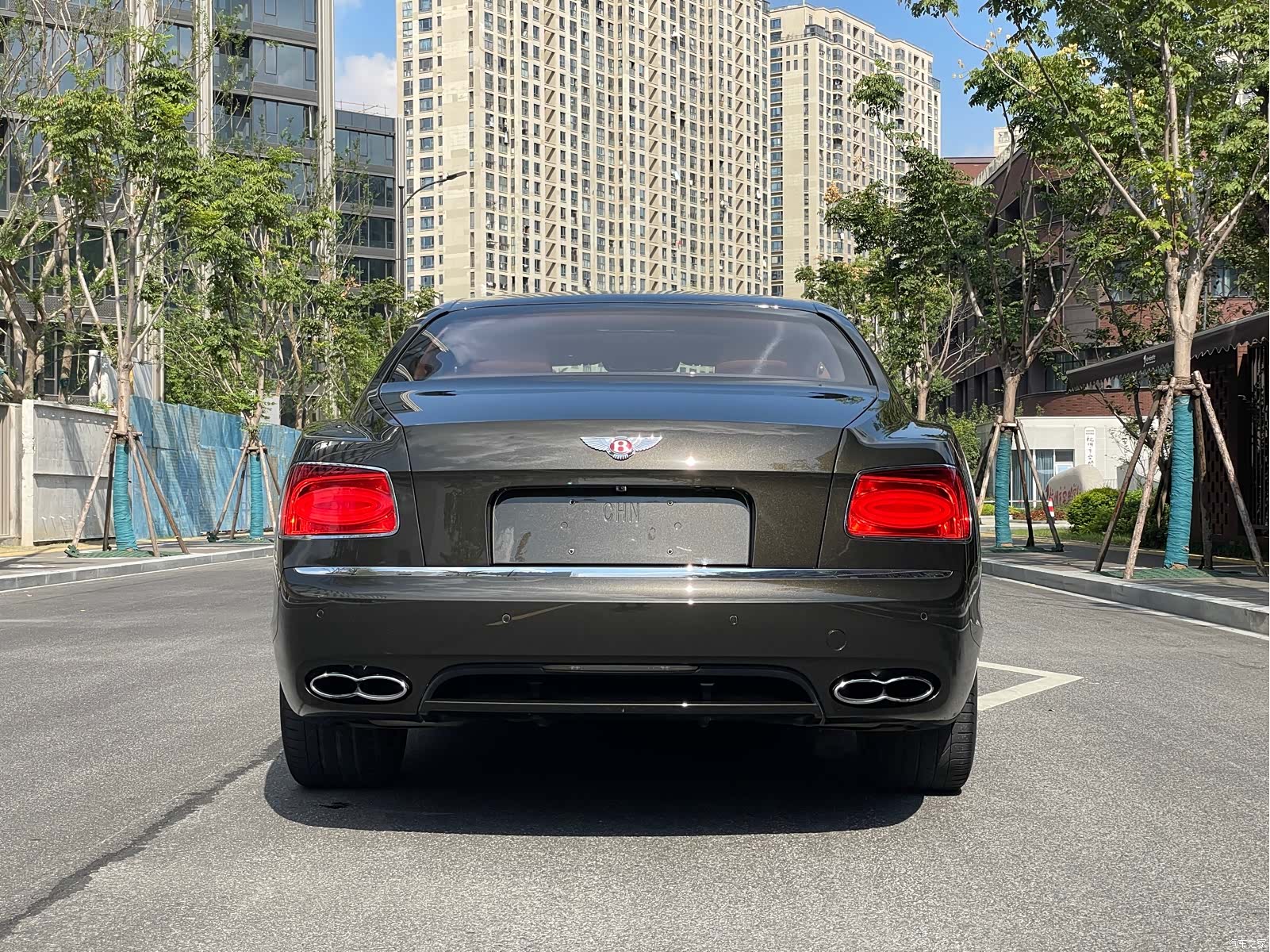 Bentley Flying Spur, 2018 12