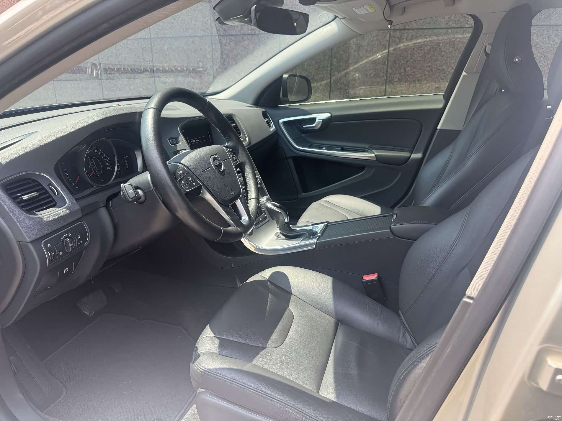 Volvo S60, 2019 14