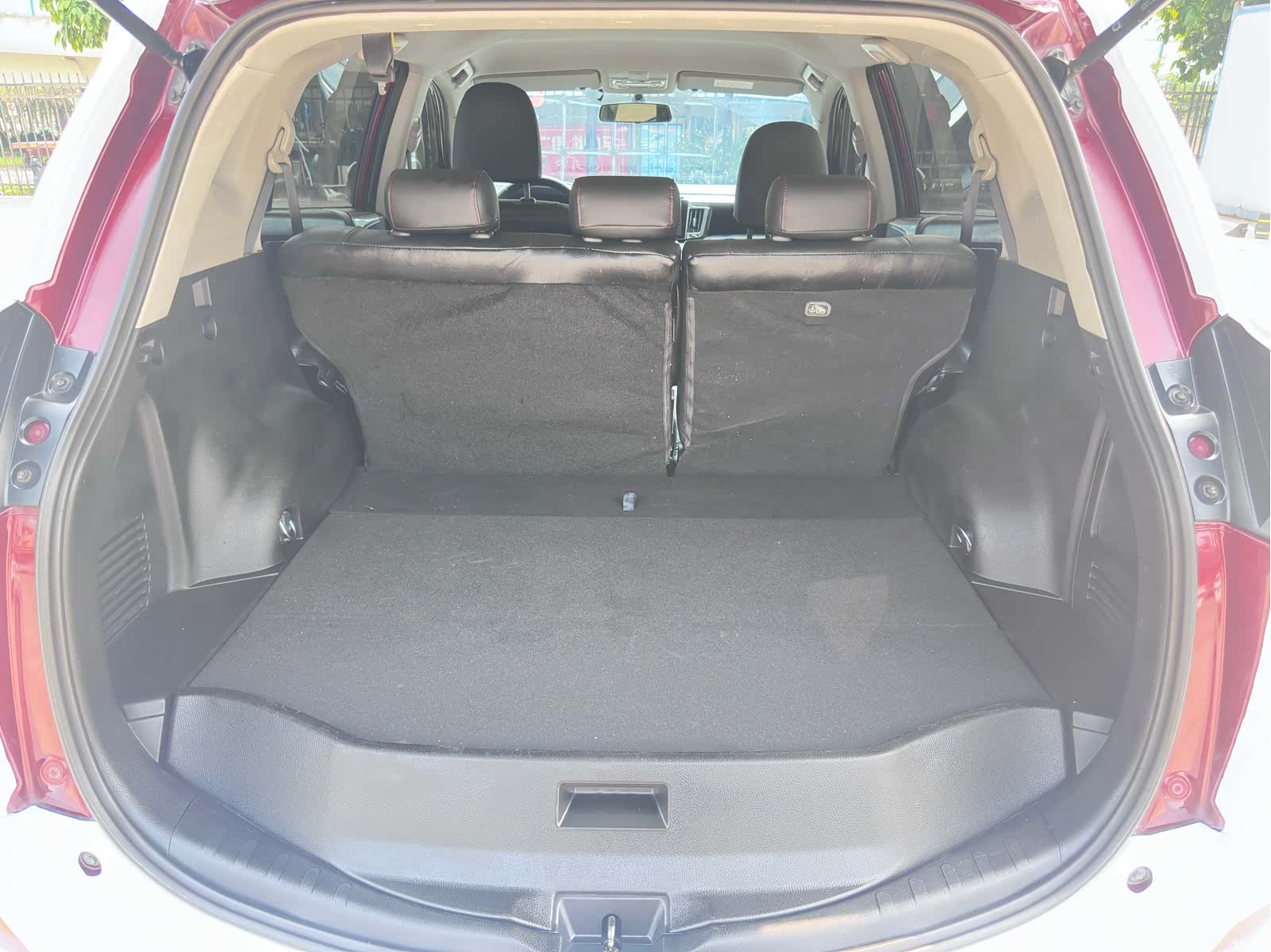Toyota RAV4, 2017 8