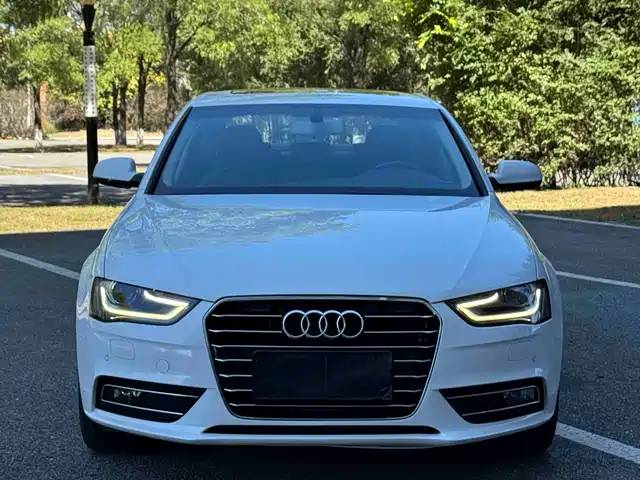 Audi A4L 2016 — купить из Китая под заказ