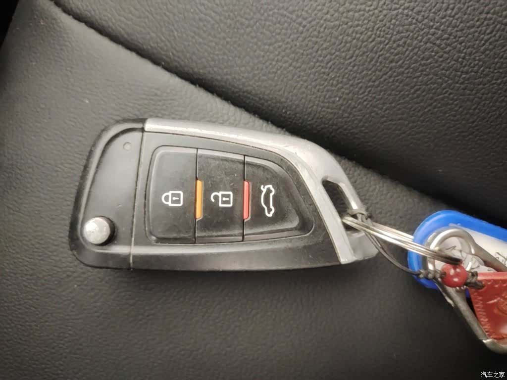 Kia K2, 2016 9