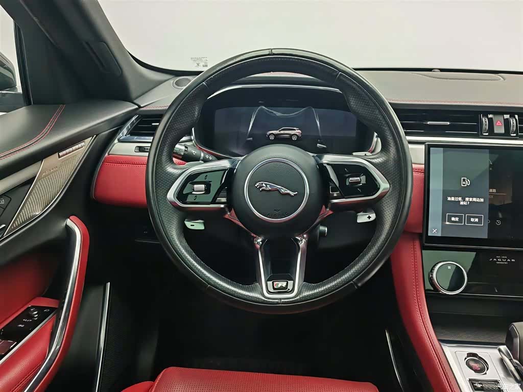 Jaguar F-PACE, 2021 11