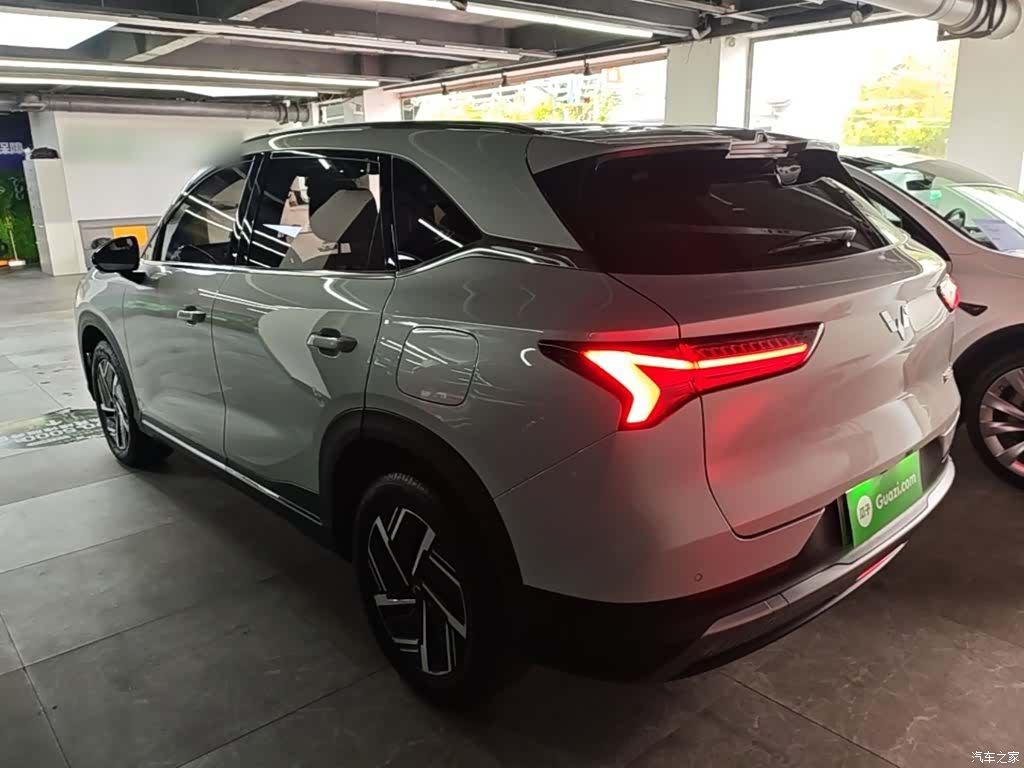Wuling Starlight, 2026 все фото