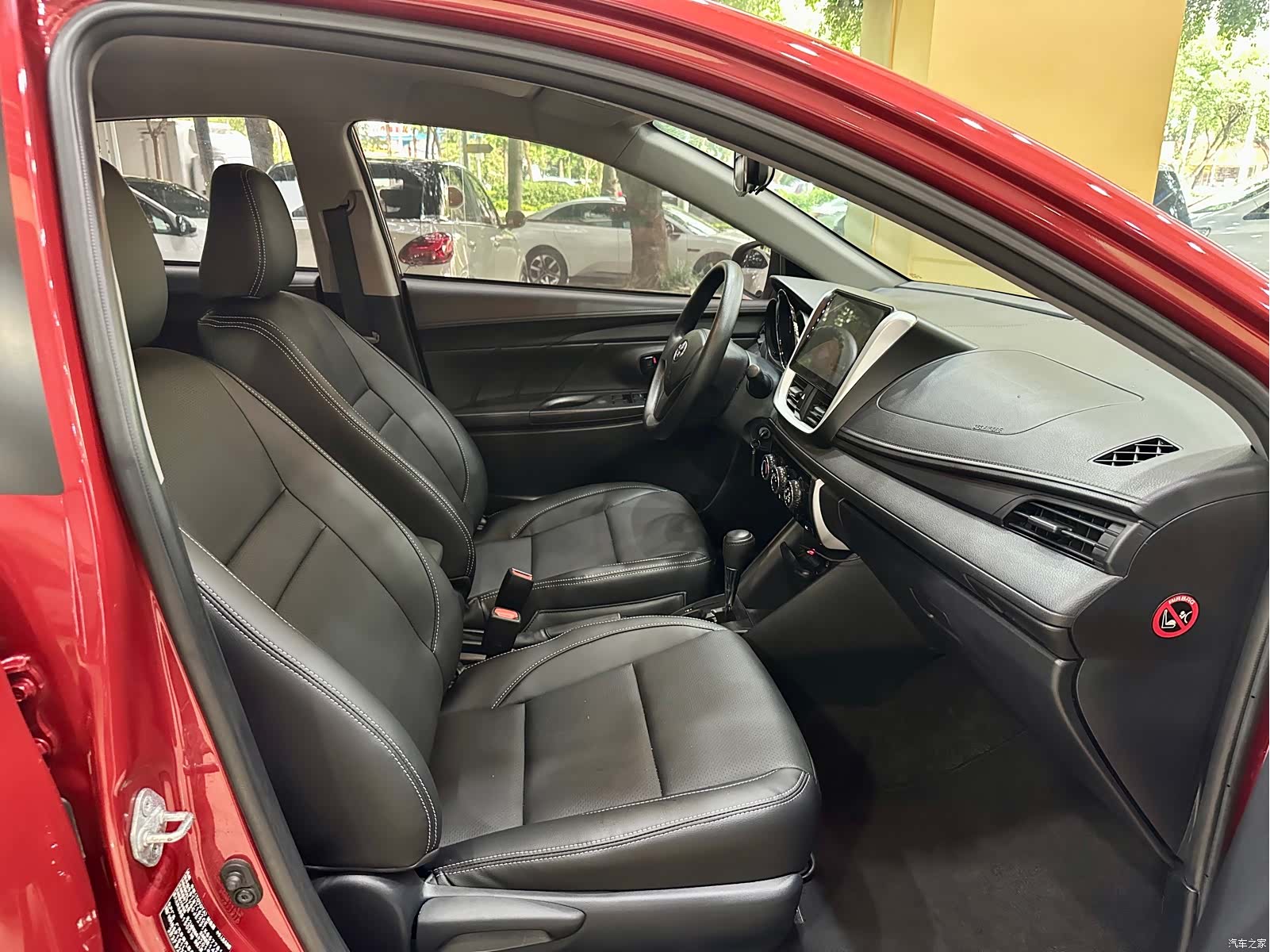 Toyota YARiS L, 2019 10