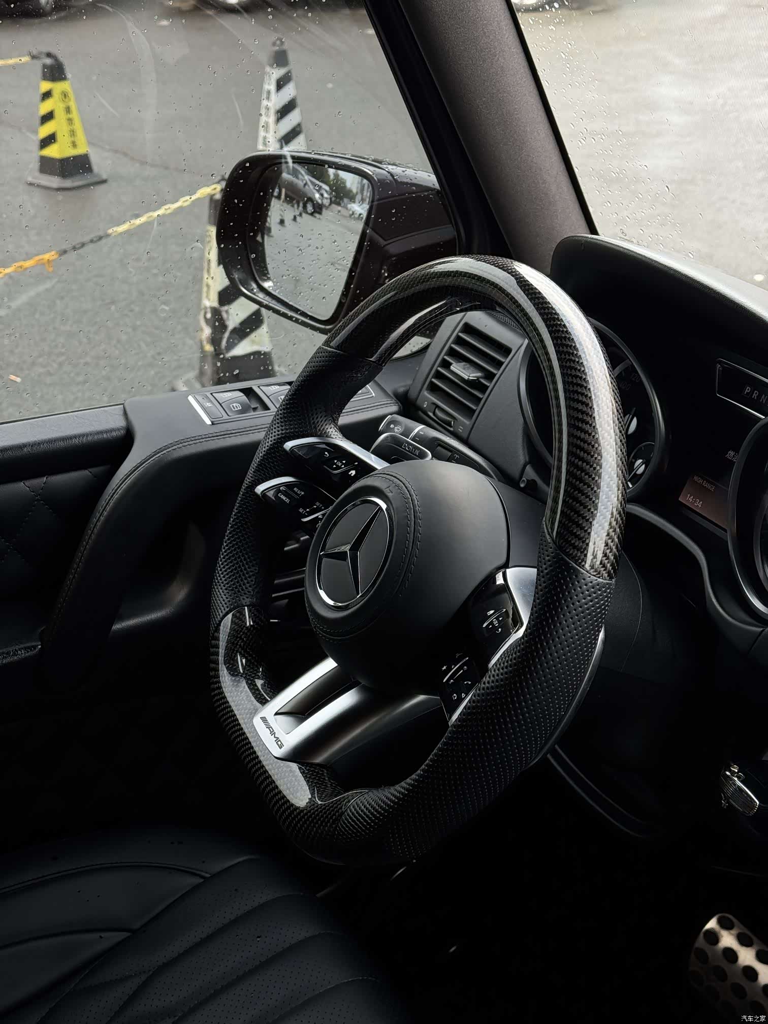 Mercedes-Benz G-Class, 2015 13