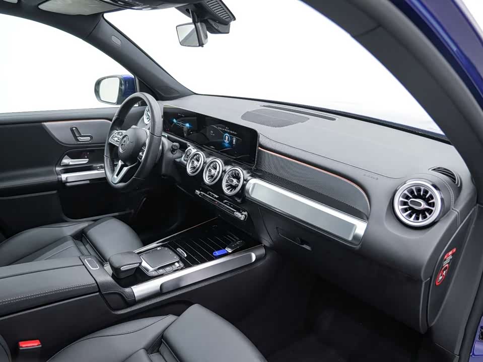 Mercedes-Benz GLB Mercedes-Benz GLB