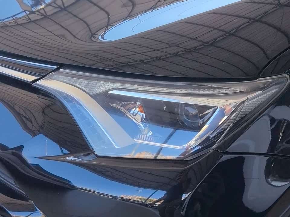 Toyota RAV4 Rongfang