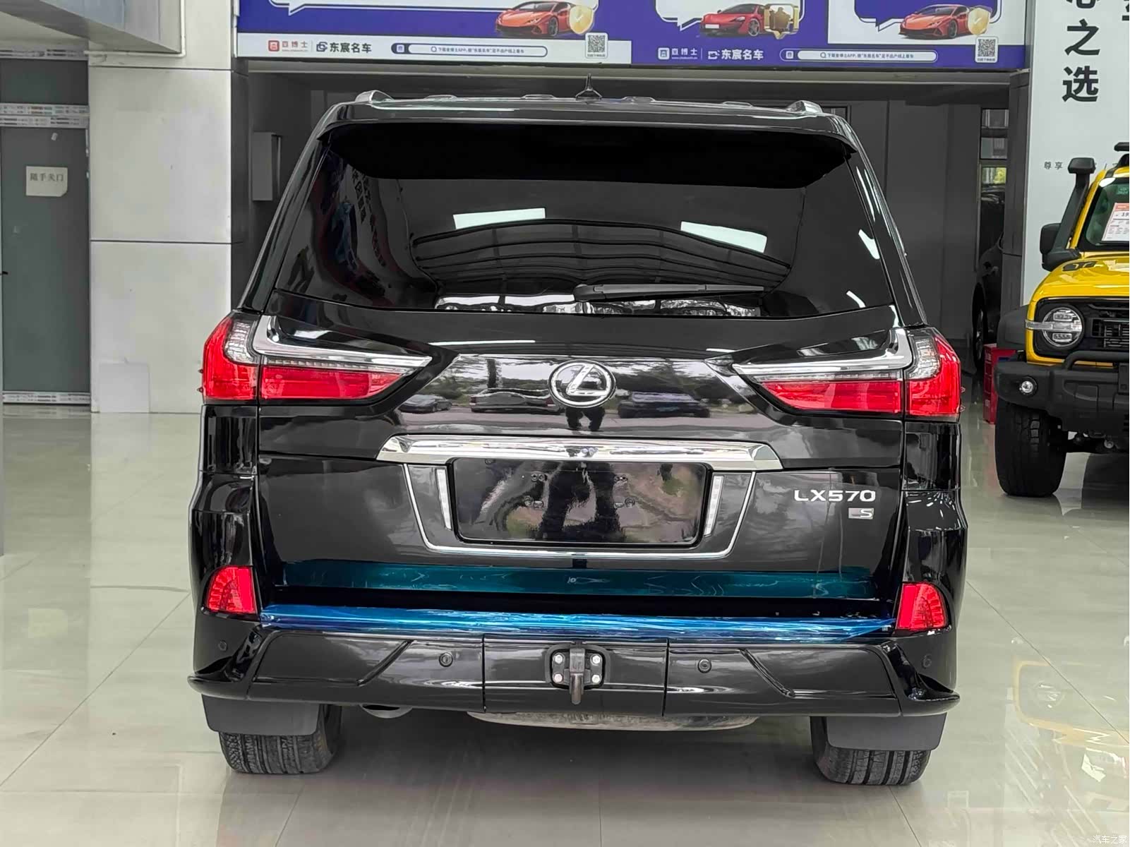 Lexus LX, 2010 7