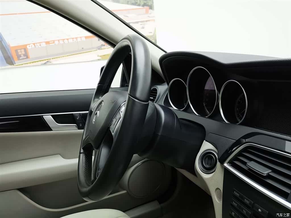 Mercedes-Benz C-Class, 2014 22
