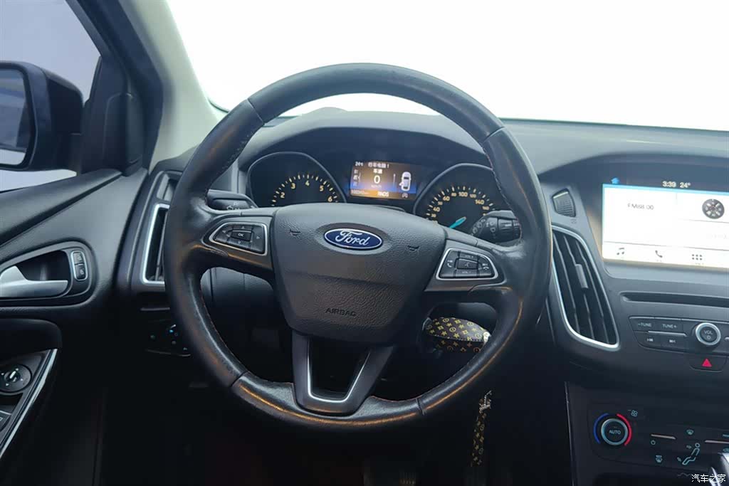 Ford Focus, 2017 15
