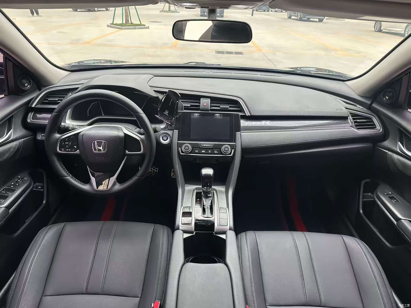 Honda Civic, 2019 все фото