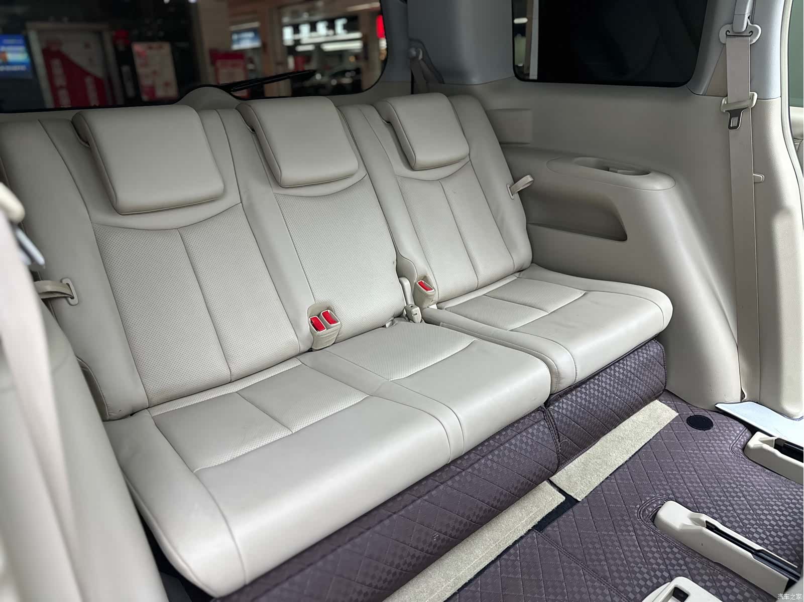 Nissan SL, 2017 27