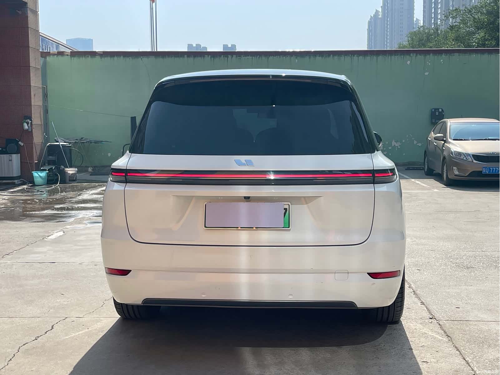 Li Auto L9, 2023 6