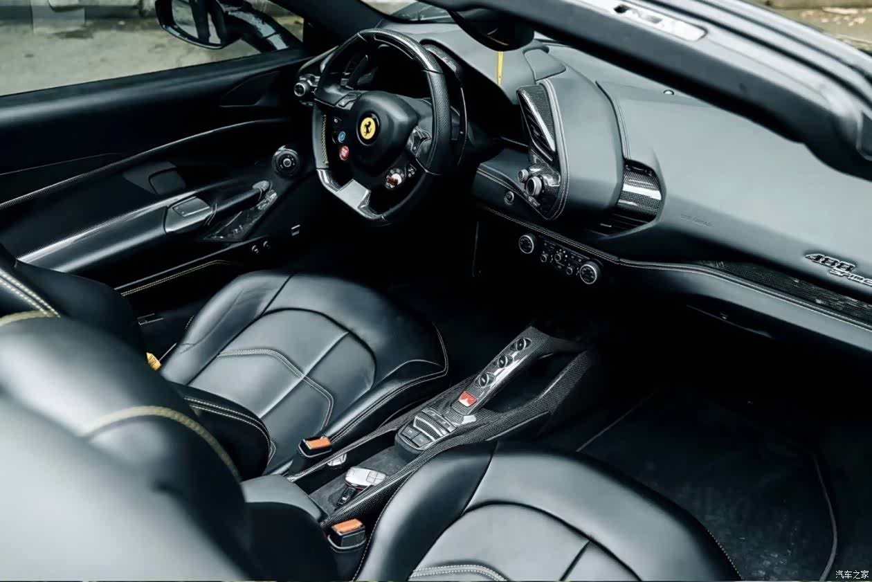 Ferrari 488, 2018 7